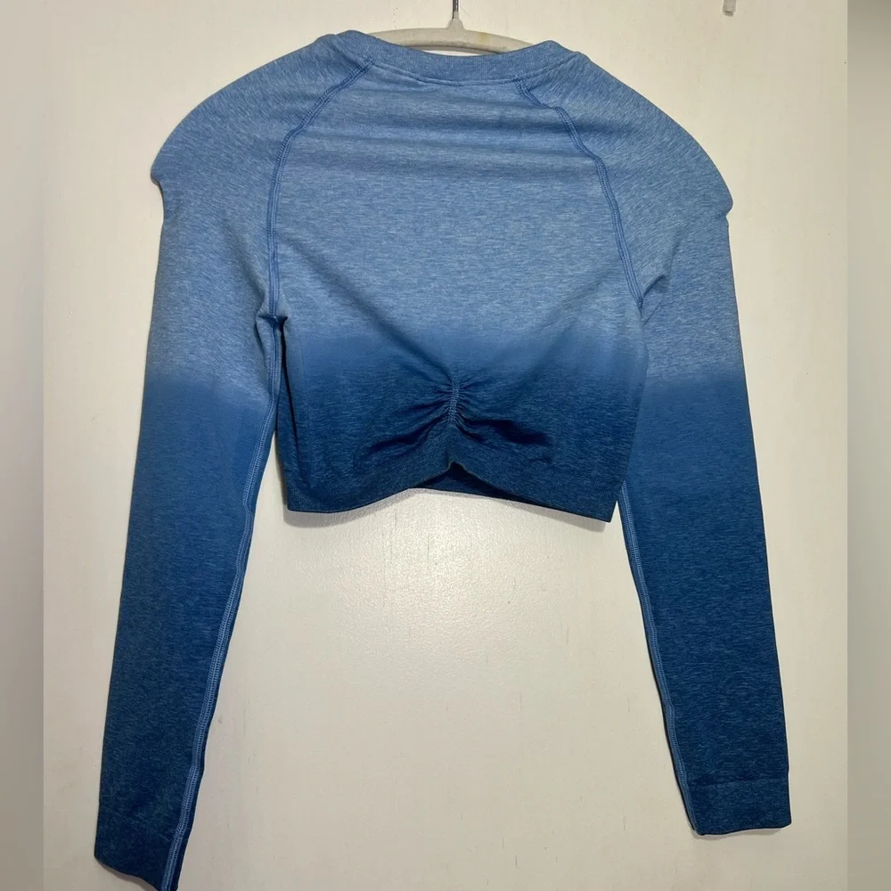 NWT Gymshark Adapt Ombre Seamless Set - Powder Blue Marl/Luna Blue - Size S - Picture 9 of 16